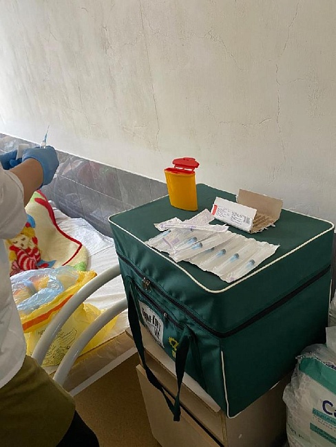 Вакцинация пожилых людей от COVID-19 Вакцинация пожилых людей от COVID-19